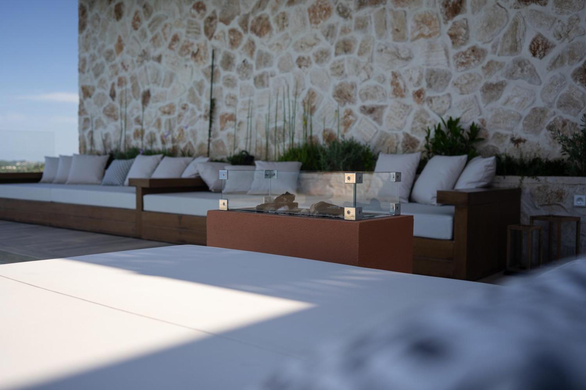 Orthoniaí White Springs Retreat 빌라 외부 사진
